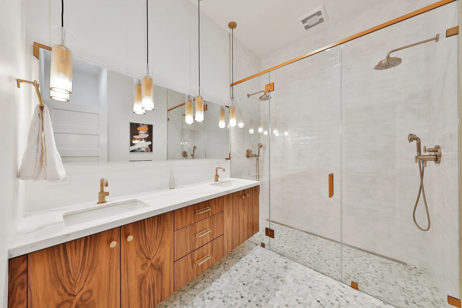 Bathroom Remodeling Design Inspiration Gallery.