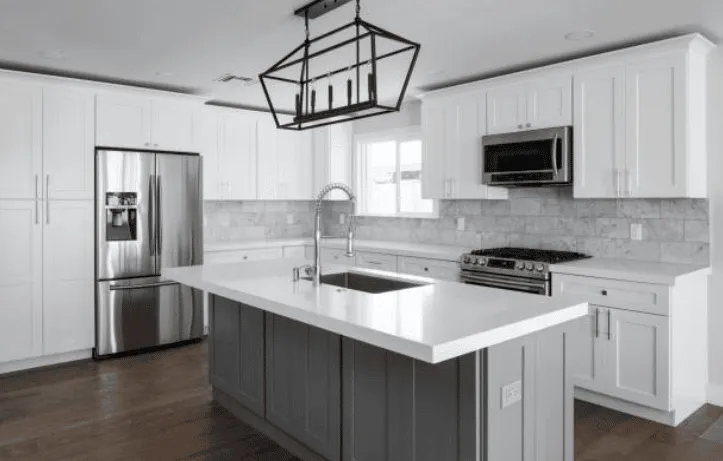 Professional-Remodelers-Make-a-Kitchen-Makeover-Stress-Free-IMAGE (1).webp